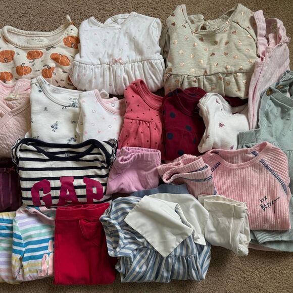 12M Girls Clothes Bundle 21 Pieces - Picture 1 of 10